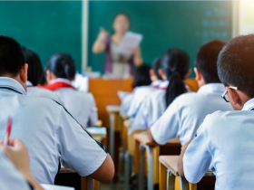 「我的媽媽是代理孕母」北模作文範例：只是把有的借她用一下…考生得第一人稱寫，教育局：出版社提供的