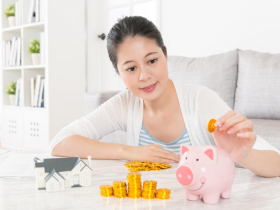 一年只領1次ATM！護理師月薪3萬6，26歲荒山野嶺買「鬼屋」，如何41歲滾出2千萬？省錢術大公開