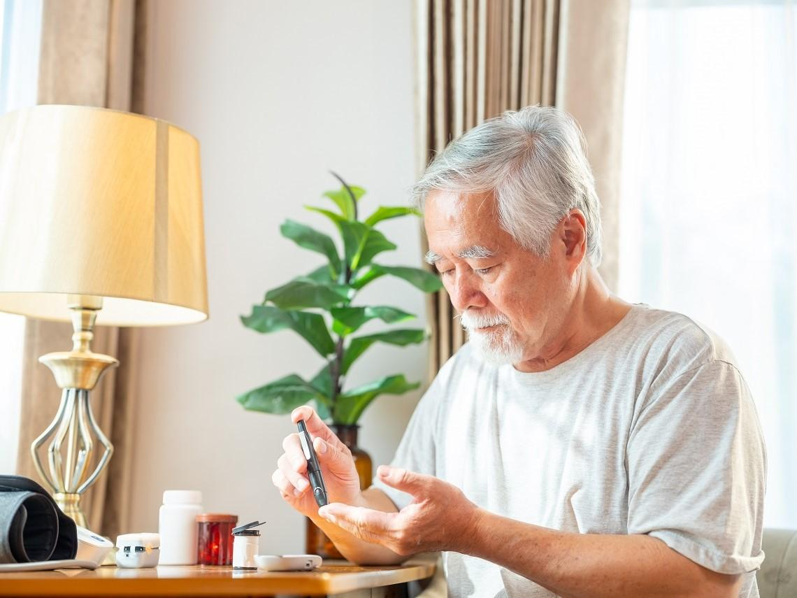 62歲男罹糖尿病，小感冒竟數小時內演變致命急症！認識「酮酸中毒」：哪些症狀、發病原因？ 