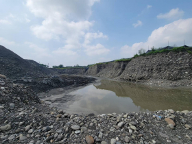 「美濃大峽谷」不只一個！高雄盜採砂石案連環爆，陳其邁展開大掃蕩，喊話中央：要加重處罰力道