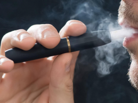 加熱菸最快「這時候」上市！國健署首波通過8品項、3載具審核...赴國外自行帶回同款合法嗎？