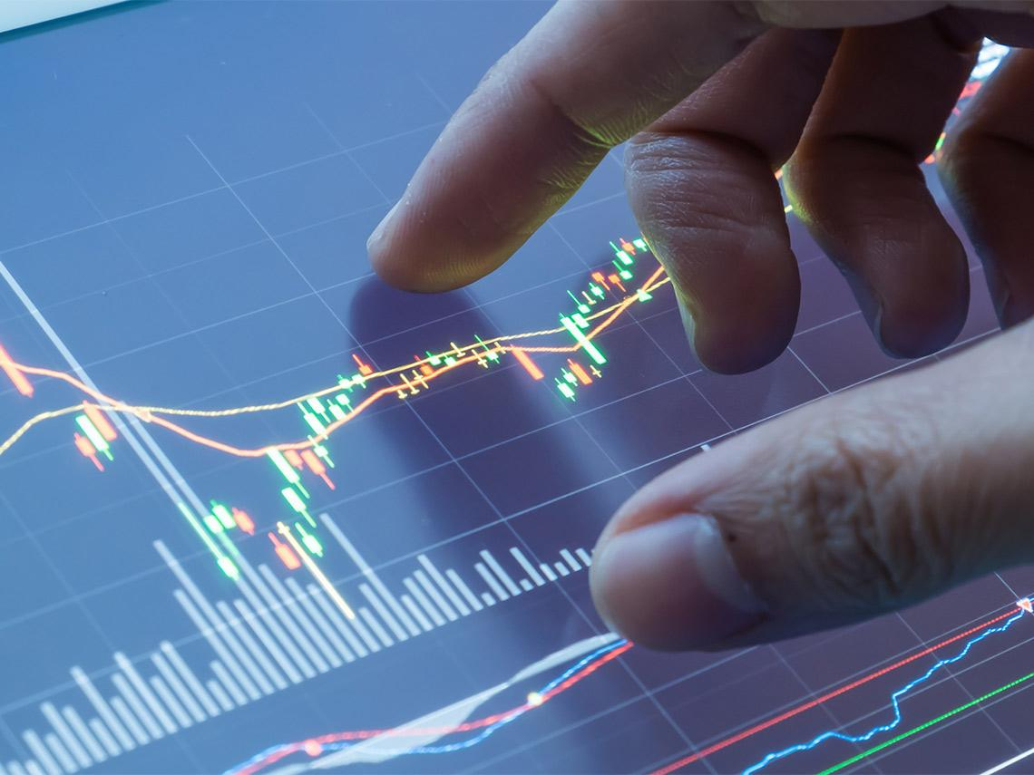 玉山金(2884)、緯穎(6669)...瞄準季底作帳，投信布局半導體、AI題材，13檔仍有加碼空間的成長股出列