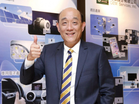 台鏈贏家 練功十年營收一夕暴增六十倍  光通訊隨AI伺服器起飛　聯鈞源傑互補  咬住甲骨文大單