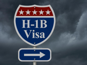H-1B簽證費變300萬，微軟Meta：921前快回來！返美機票翻倍、要飛出去的不敢飛…白宮急解釋