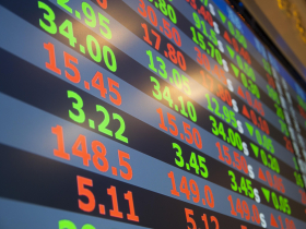 台股新高無極限、台積電股價飆1295元！26000關就在眼前：3大主流、10檔概念股先掌握