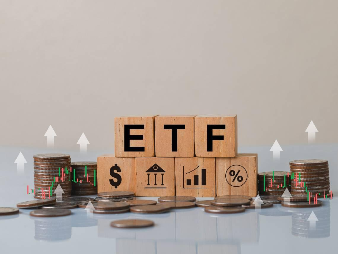 00929股價回神？漲幅勝過0056、00878...他持續買進的理由：只要殖利率有6%，「兩大優勢」躺著贏