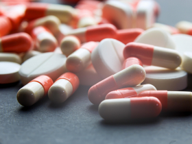 孕婦吃「普拿疼成分藥」恐生自閉兒？醫界炸鍋，川普言論不負責任！孕婦發燒怎辦？QA一次看