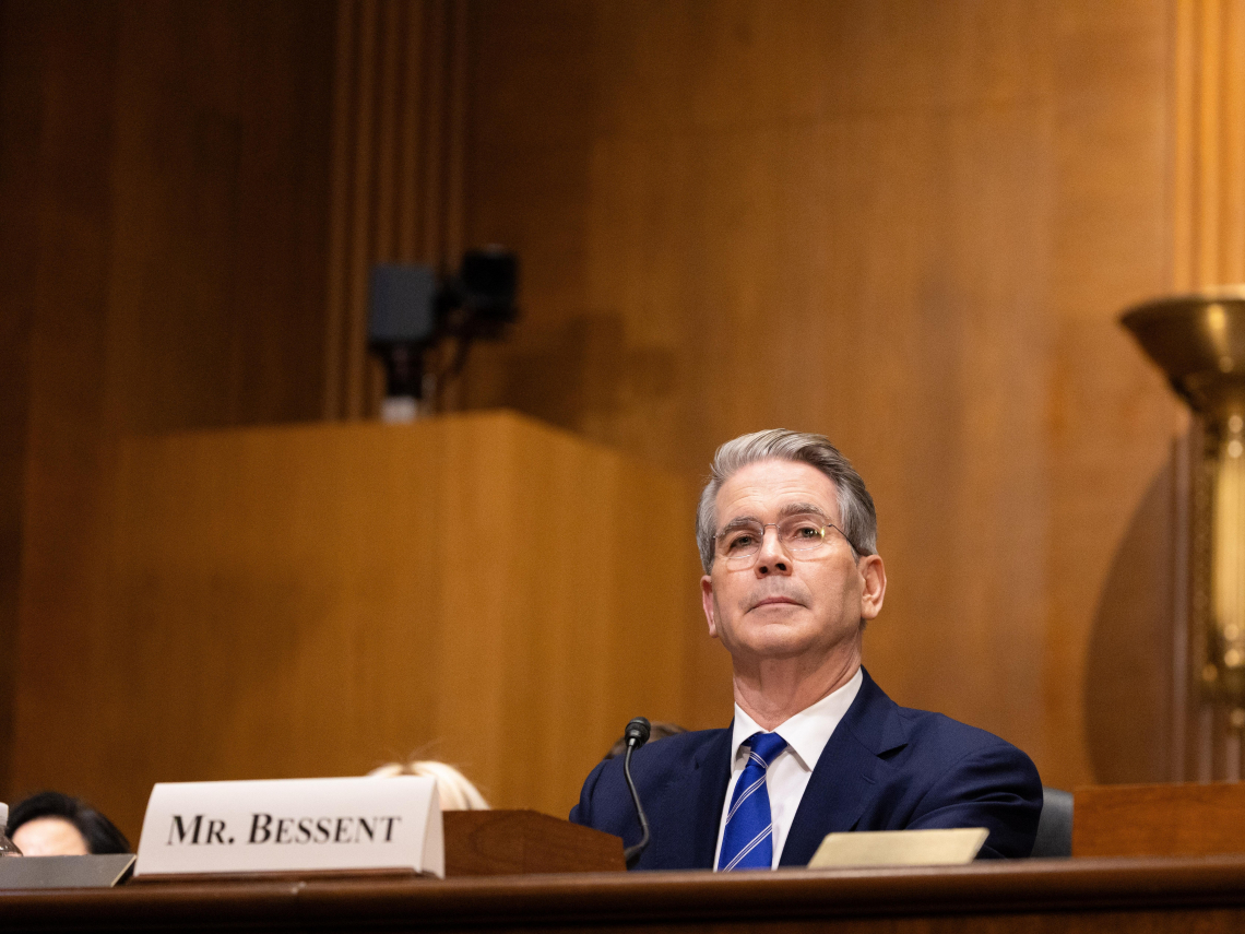 台灣又被點名！貝森特：99%先進晶片在台生產風險太大，可能轉移3至5成產能，這兩國有機會