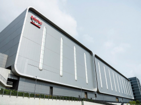 二奈米量產點火，半導體化工材料需求爆發！台積電衝化學品在地化，南寶、新應材...12檔特化股翻身