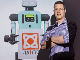 全球首款商用人形機器人  獲輝達投資、奪亞馬遜倉儲大單 Agility拚明年量產  揪能率集團找台灣隊友