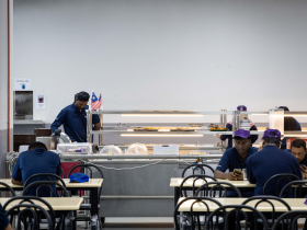 東協新鏈系列5一精成科(6191)插旗檳城半導體重鎮！「星馬分工」成優勢：總座曝1決定避開中資搶人競爭