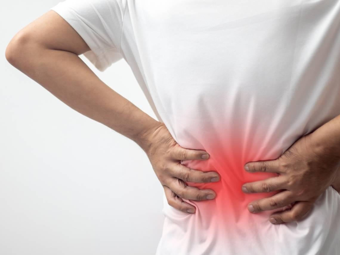 閃到腰如何快速恢復？大概幾天會好？腰痛要熱敷還是冰敷？骨科權威教2動作治療腰痛「在床上也能做」