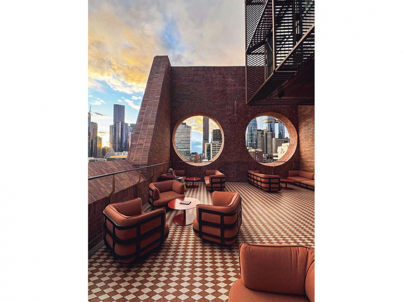 紅磚演繹摩登幻夢