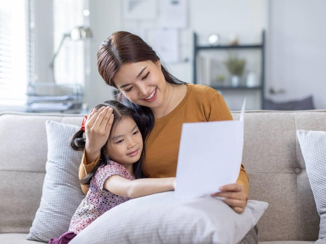 比教孩子聽話更重要的事！年輕時不敢拒絕男生...日本媽媽覺醒：從搔癢遊戲培養女兒說「不」的勇氣