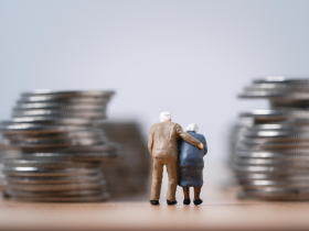 退休金慢慢消失？《富爸爸》作者：史上最大股災年底前降臨！喊話儲蓄無用，「2資產」才能真正避險