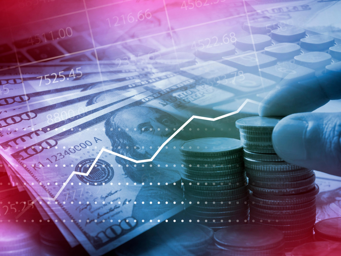 台股再創新高還能往上衝？股市老手點出「3警訊」...有風吹草動恐面臨獲利了結賣壓，「1類股」小心