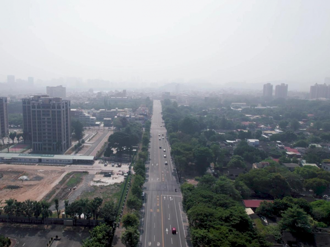 從灰濛濛到藍天，高雄的空氣變好了！ 改善空污，你可能不知道的幾件事！