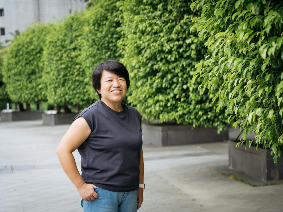 父曾是台大教授，失智後拾荒！精神科醫師：我把自己email給病人，24小時回覆「變病人家屬才懂的事」