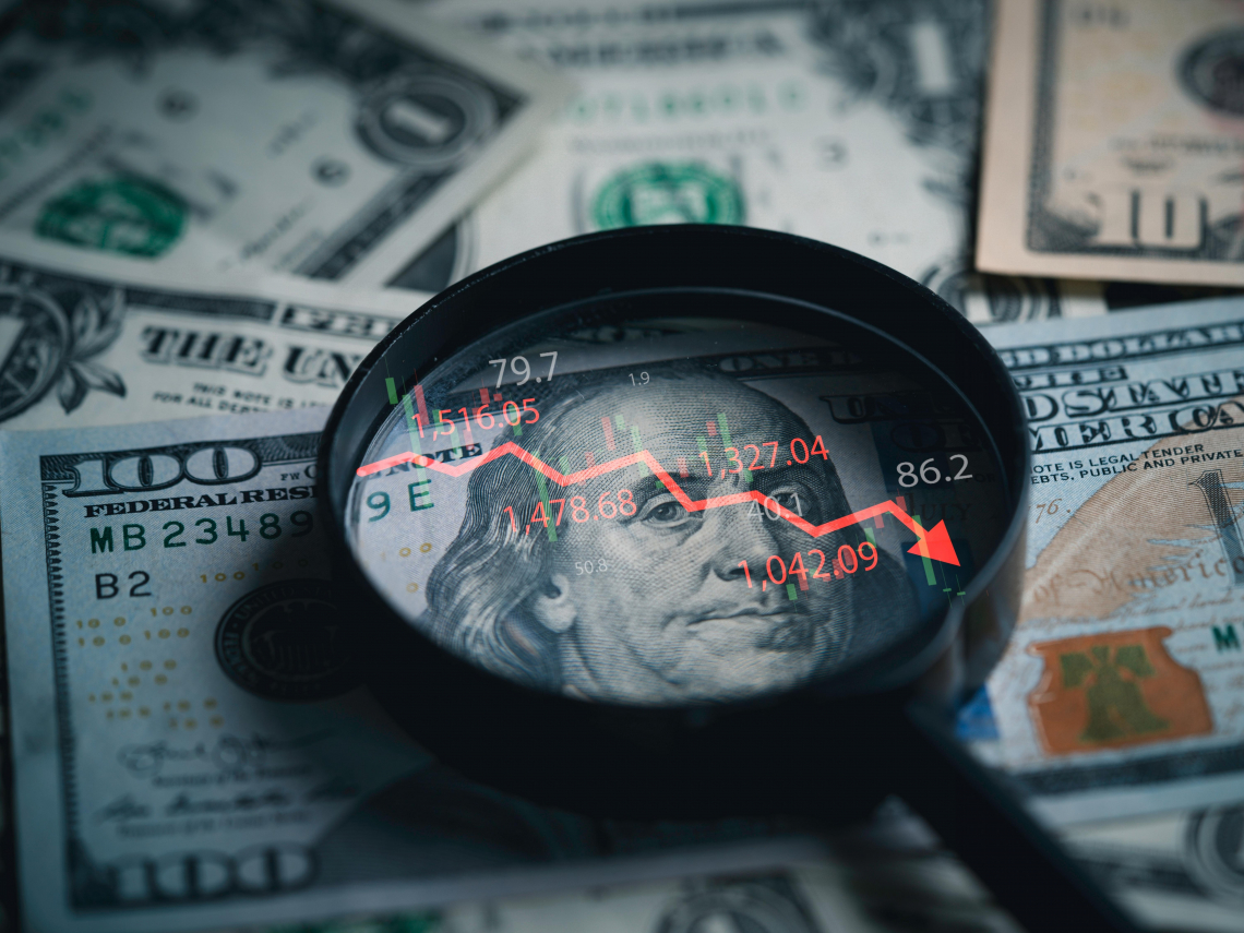 狂股市系列5一法國外貿銀行亞太首席經濟學家： 美元持續疲軟，恐觸發全球市場動盪