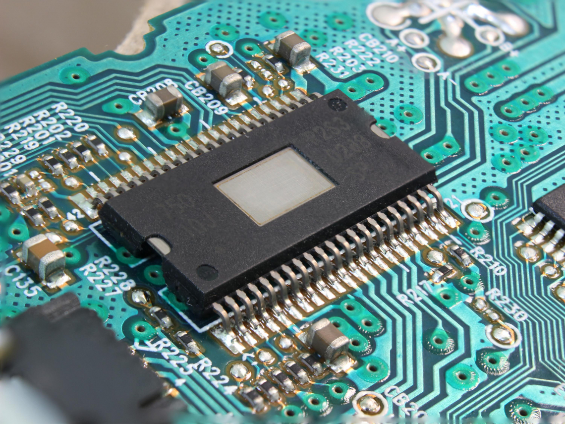 記憶體誰最強？這檔飆516％！謝金河點名2台廠大贏家：可惜台灣10年前受傷太重「只能享受末梢神經的餘波」