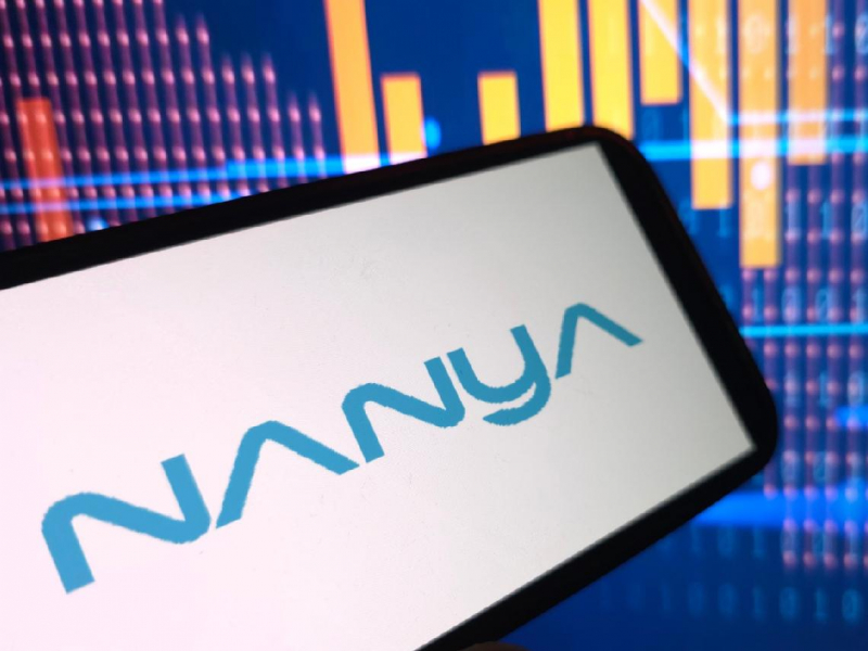 南亞科、鴻海、廣達誰最有機會「再漲100元」？台股2萬8還能進場？郭哲榮點名2飆股：看到1訊號「用力買」