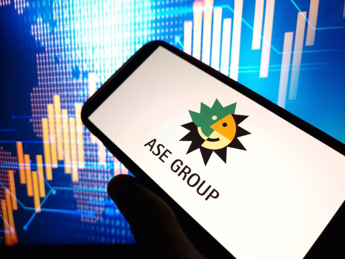 日月光(3711)見247.5元月漲逾5成、月線5紅底氣哪來？還能追？不只黃仁勳背書，法說會露端倪