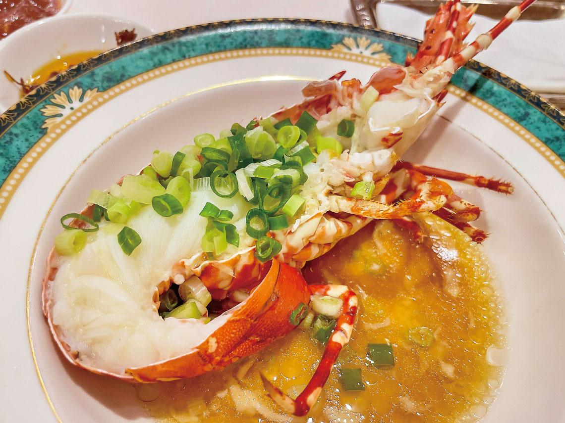 夜市中的傳奇海鮮餐廳