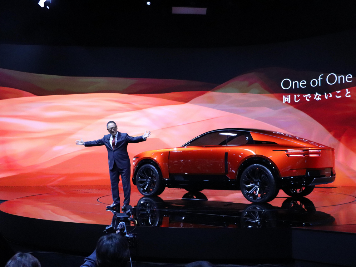 日本移動展直擊！LEXUS六輪概念車備受矚目，豐田章男親揭全新品牌CENTURY，挑戰千萬級頂級豪車