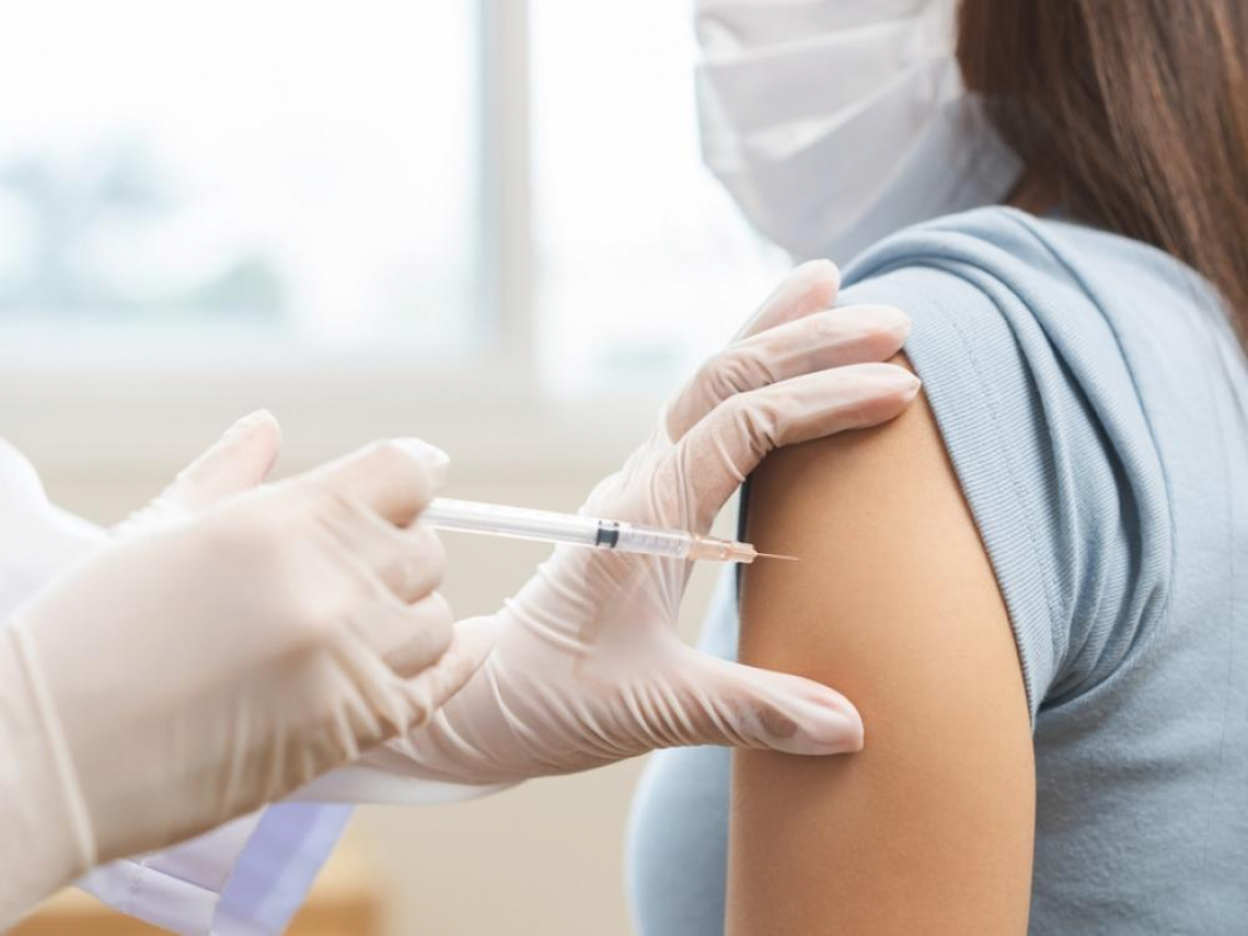 2025流感疫苗、新冠疫苗「全聯、大全聯」也能打！打疫苗送水果，領取時間資格、門市名單一次看