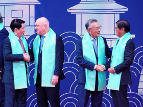 APEC林信義與美財長會晤40分鐘，聚焦半導體聚落...韓國AI給台灣壓力？「是合作夥伴而非競爭者」