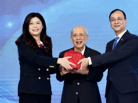 鄭麗文「普丁不是獨裁者」踩歐洲紅線？她回擊子虛烏有：有代表處想會面！英國、法國辦事處這樣回