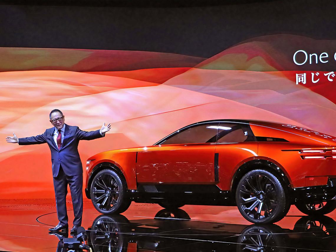 向勞斯萊斯下戰書！平價龍頭豐田為何賣起千萬級超豪車？中國電動車進逼，日系車廠突圍背後盤算