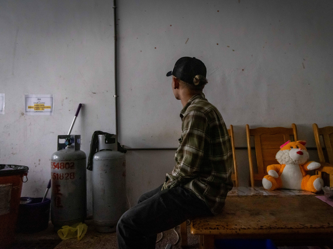 台灣17家企業被點名強迫勞動！借5萬要還12萬，85萬移工陷債務黑洞...菲律賓公司大掌櫃親解放款手法