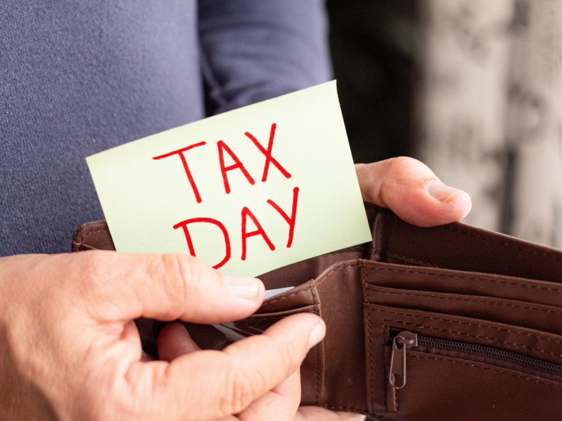 二代健保補充保費新制放大絕，100萬定存、50萬存股通通要繳2.11%！該怎麼不被扣？專家3招調整理財佈局