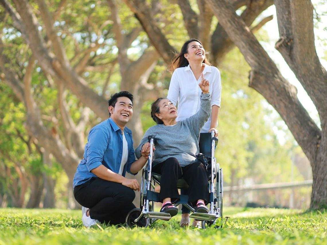 他照顧母親多年，「信託受益人沒有我」！手足爭產釀悲劇…爸媽財產被信託，還能爭遺產特留分嗎？