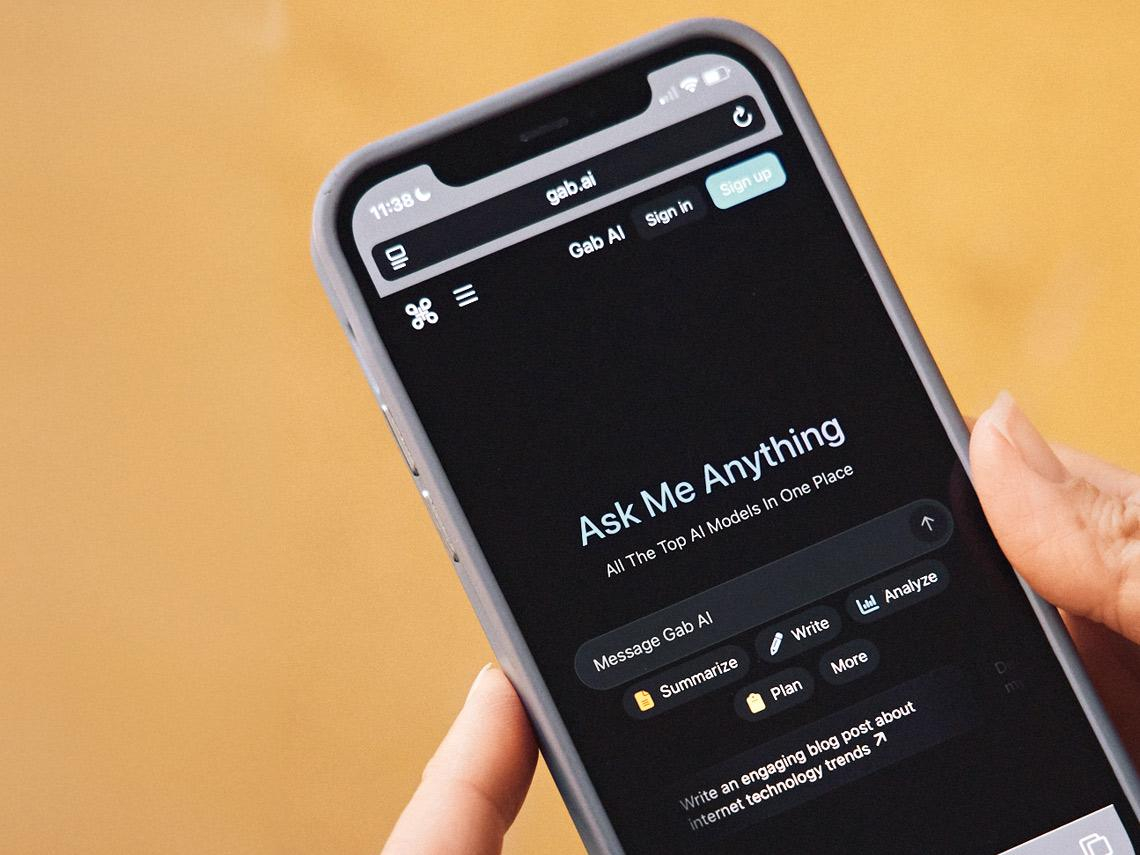 實測Arya爭議話題  它提移民取代白人陰謀論 極右派聊天機器人出現 成美政治新戰場