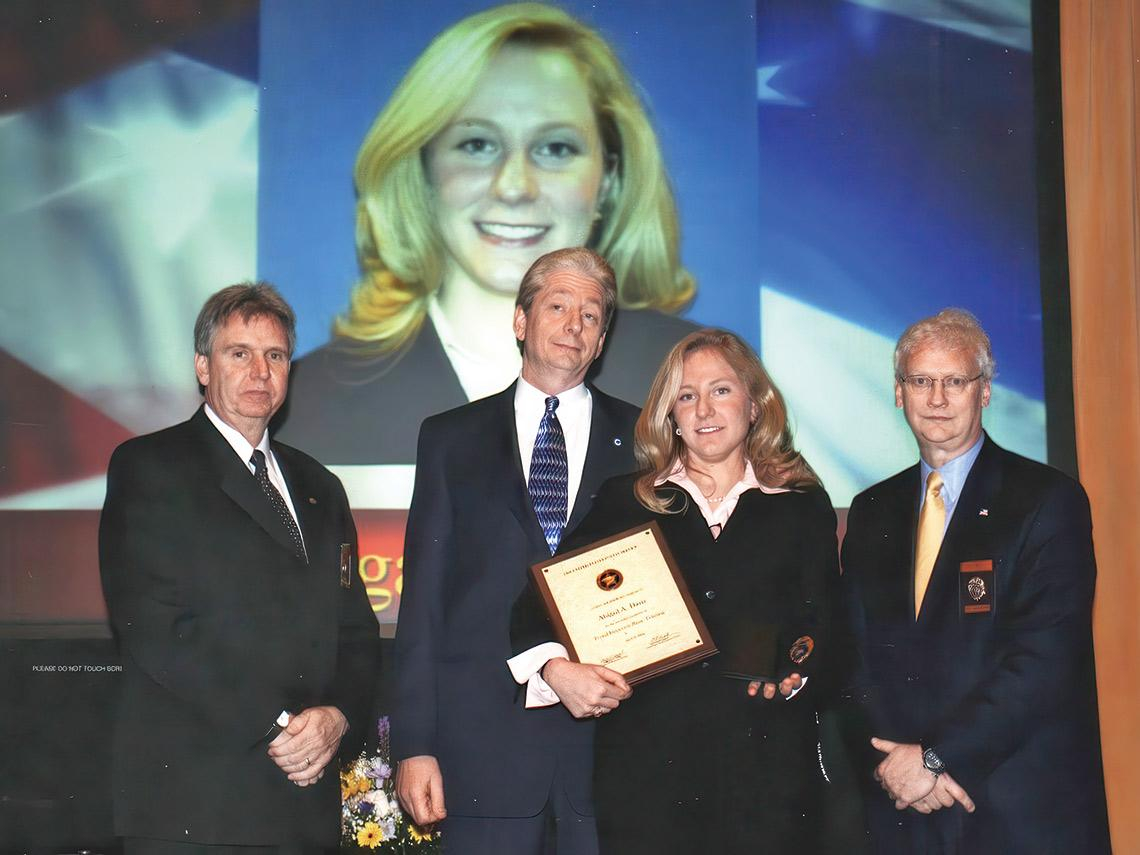 美地方選舉》反川普力量集結  對經濟民生不滿族群趁勢逆襲  民主黨橫掃指標戰  聯邦政府停擺成關鍵