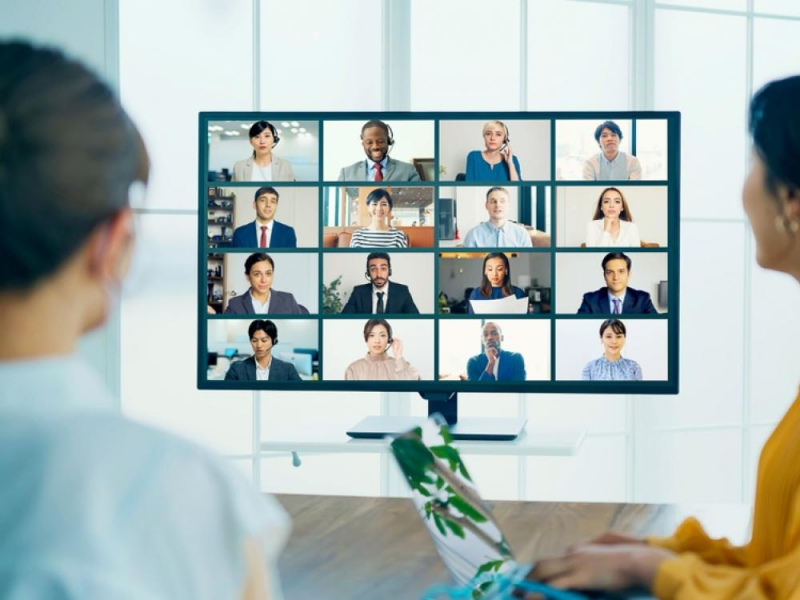 英文會議中，哪些話讓你聽起來像新人