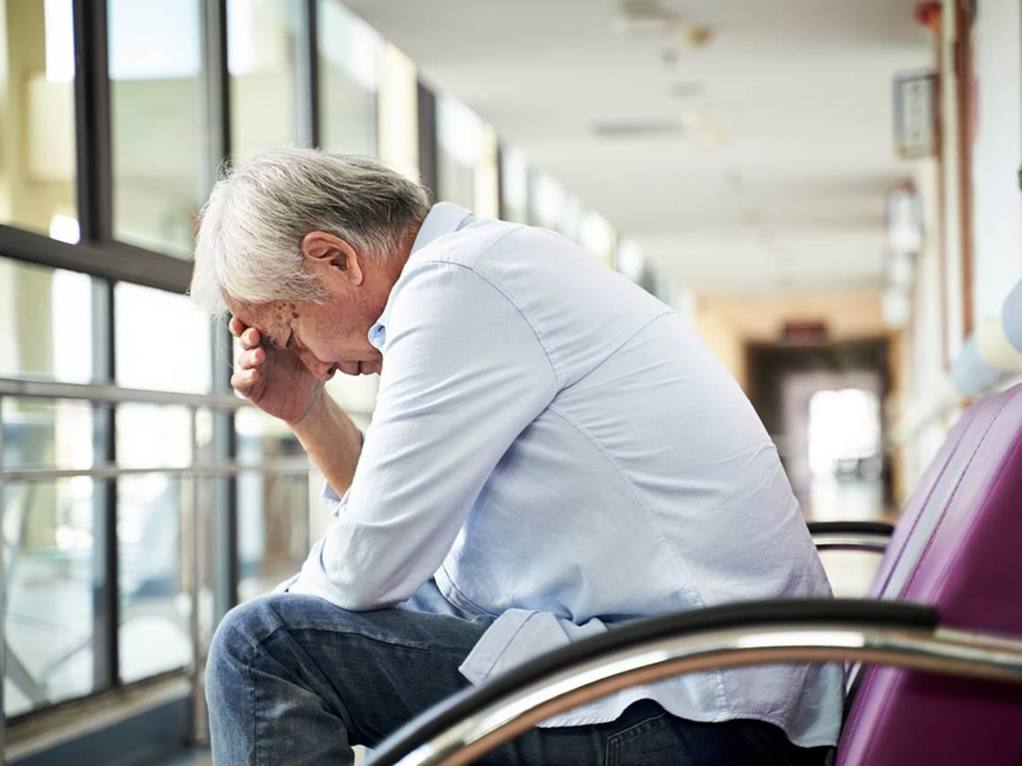 78歲老父賣房搬進月費5萬5養老院「錢要花在自己身上」，1原因半年後崩潰，深夜打給女兒哭訴：我想回家