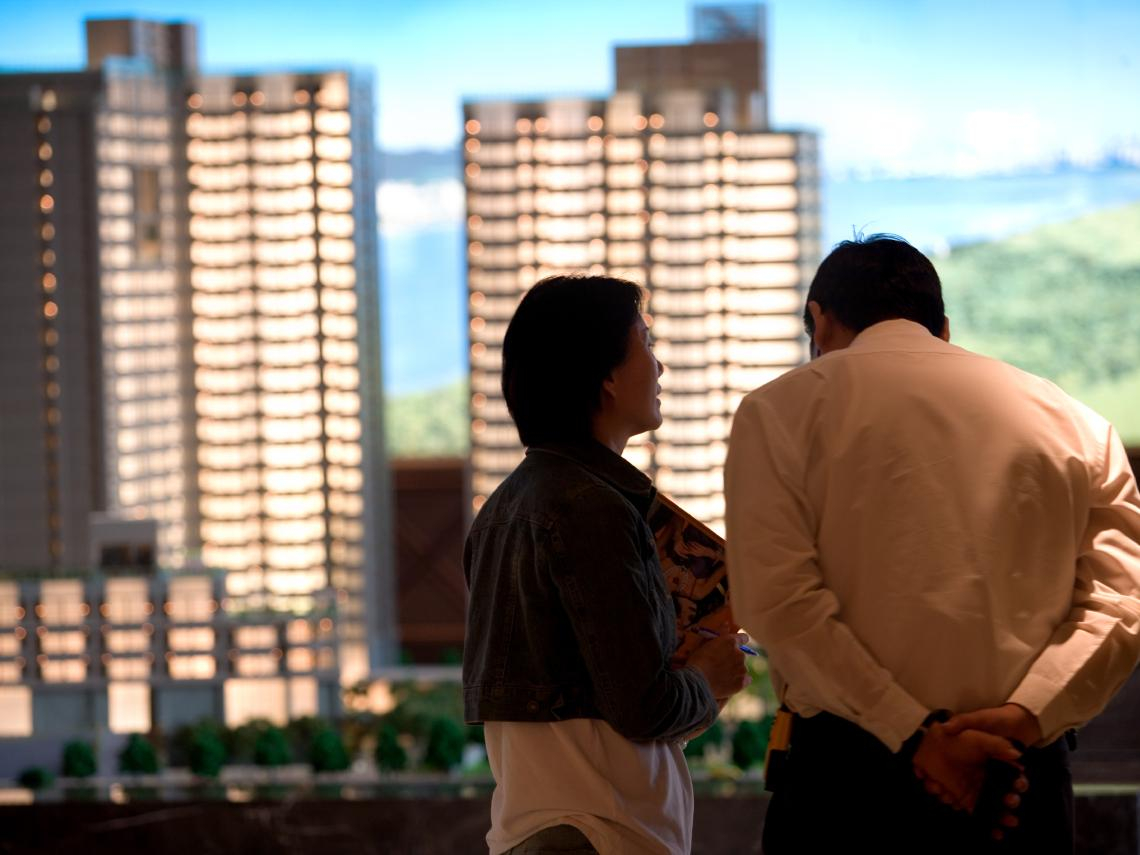 房市「台灣病」5大畸形！預售屋交易量血崩87％、豪宅氣若游絲、連法拍都反常…為何房價還是死不跌？