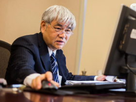 繼續押台積電就對了！大盤回檔500點～1000點就進場，一路買到明年5月...杜金龍：「賺主升段」有3大策略