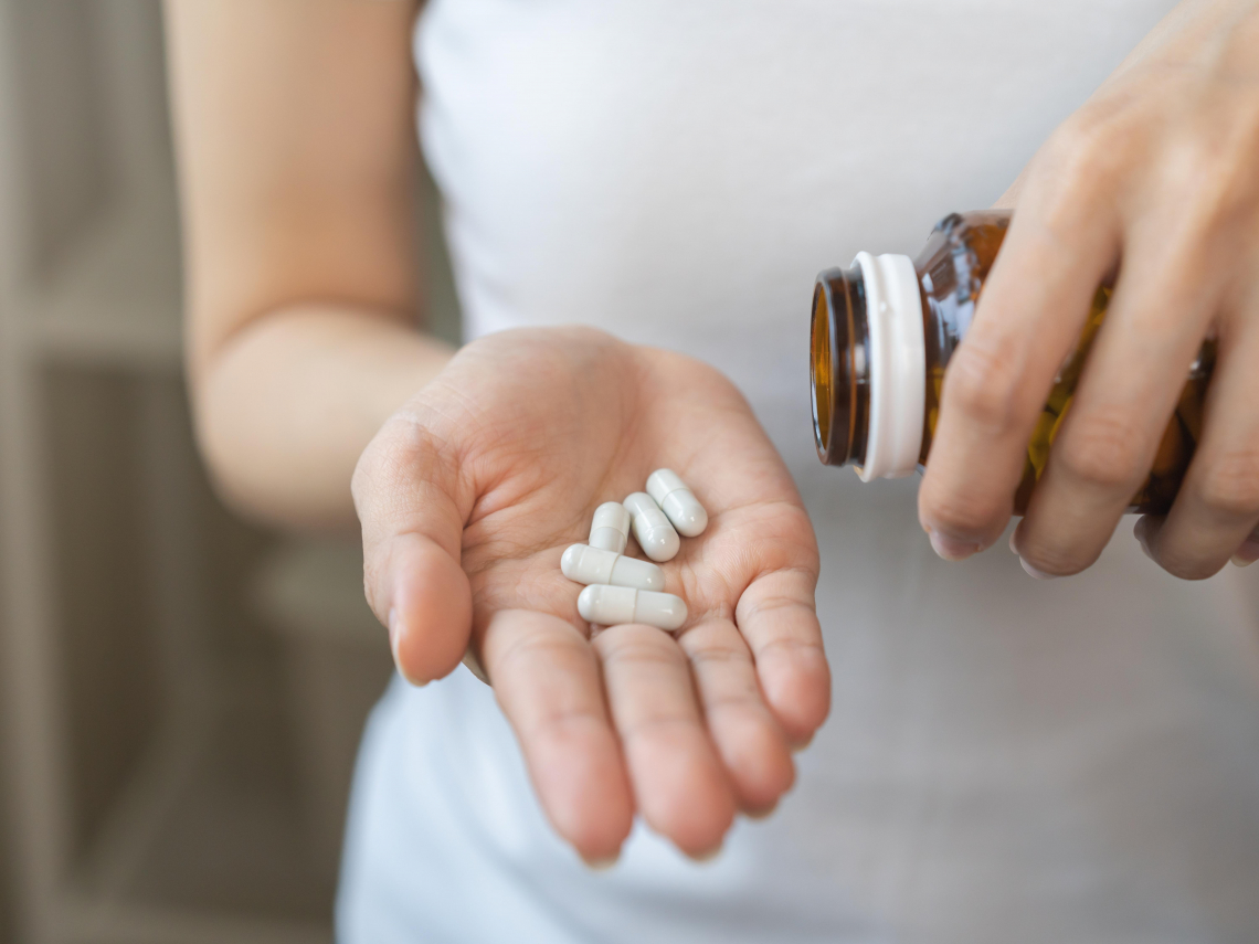 知名胃藥出包！胃炎、十二指腸炎都吃它…溶離試驗不合格、已賣145萬顆急回收：2批問題批號曝光