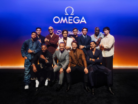 歐米茄於邁阿密盛大慶祝全新Planet Ocean 系列上市，Glen Powell 親臨站台，宣佈支持「海馬救援中心」