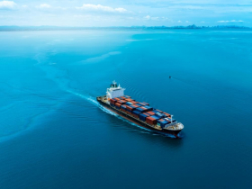 存股助理第723期—從以星航運股價大漲，再看長榮投資價值