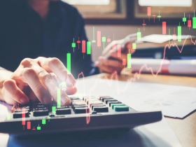 0056、0050股息領逾2萬，為何它老被笑賺少、還要課二代健保補充費？施昇輝：有XX才是王道