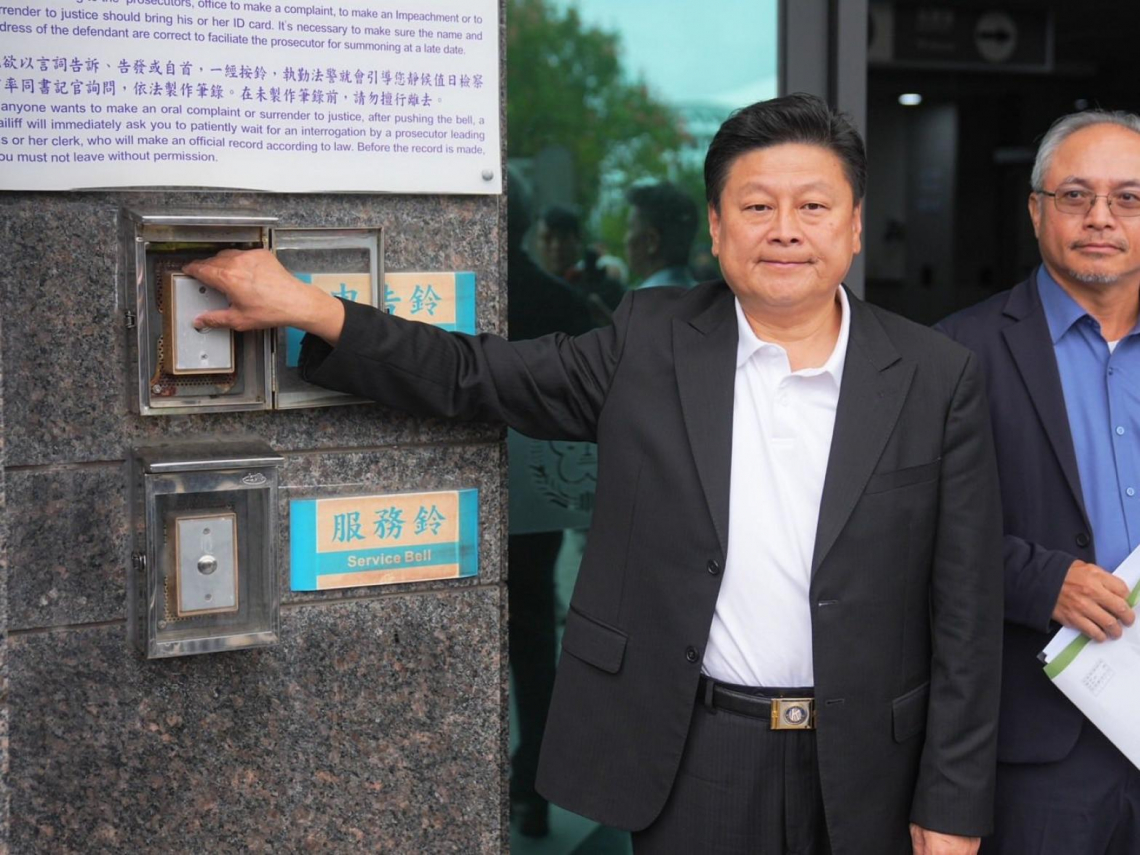 傅崐萁提案「中配參政免放棄國籍」！陳玉珍、翁曉玲10人連署文件曝光…她怒批：台灣、中國是同一國？