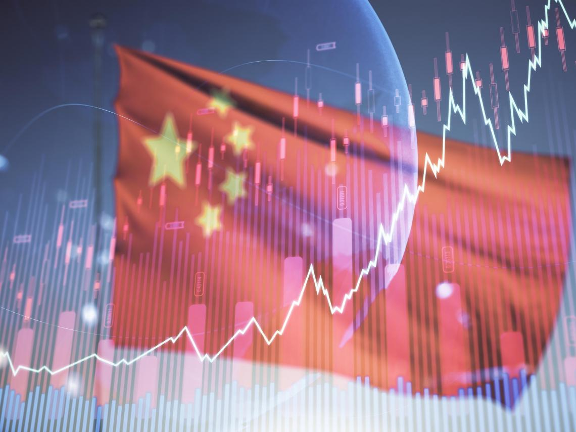 繼恒大、碧桂園...萬科集團「資不抵債」隨時可能倒！謝金河見證起與落：中國房市最後一張骨牌快撐不住