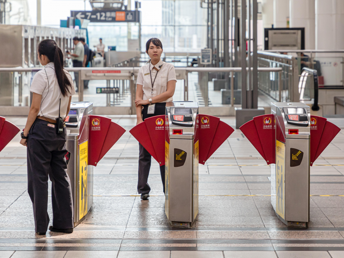 高鐵36K徵站務員引熱議！過來人揭2優勢「100％完美優點」…薪資福利、調薪幅度、受訓底薪一次看