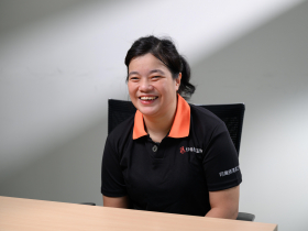 推廣身心障礙者就業價值-身心障礙者就業小故事 慢慢前行也能抵達遠方 王玥涵堅持的自立之路