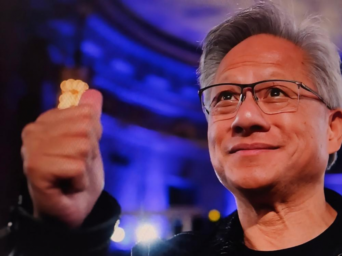 影／黃仁勳從年初到年尾都在不停跑：我每天醒來都覺得輝達只剩30天壽命…親訴如何從倒閉邊緣到稱霸AI